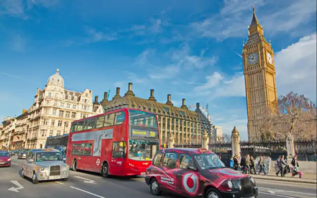 Tips Aman Menggunakan Transportasi Umum di Luar Negeri