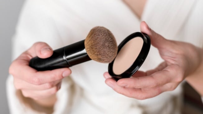 5 Rekomendasi Bedak Murah dan Bagus di Indomaret
