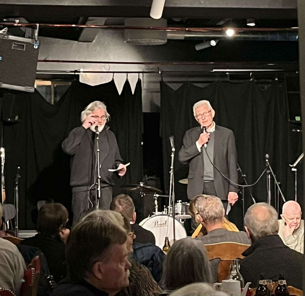 Menyusuri Kenangan Melalui Musik di Forsbacka