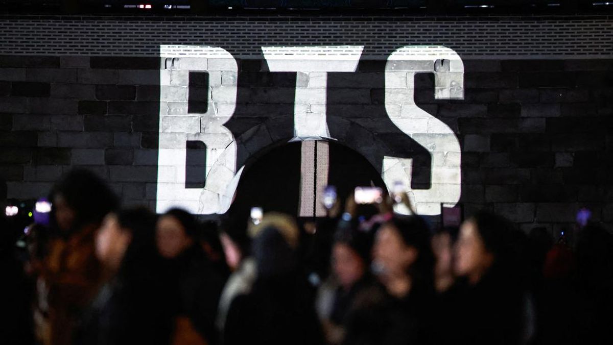 Polisi Seoul Siaga Jelang Konser BTS di Gwanghwamun